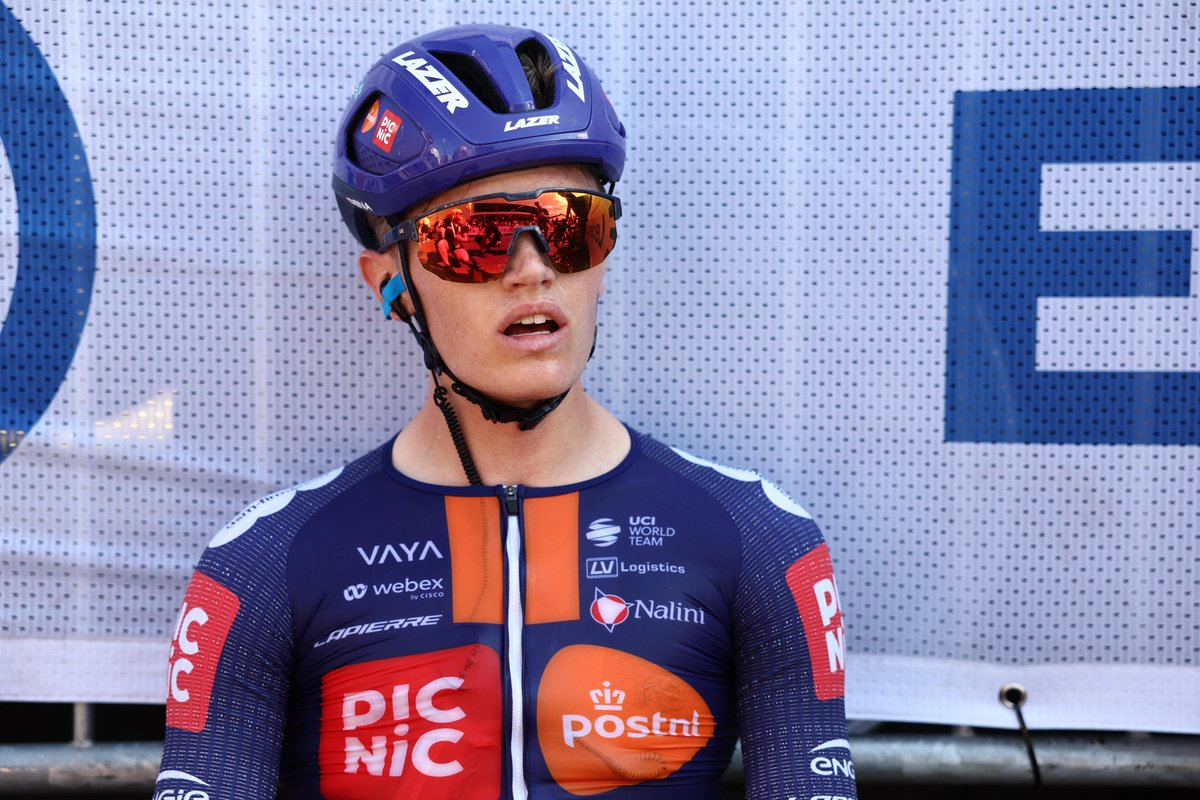 What an effort that was from <a href="/OscarOnley/">Oscar Onley</a>, who left it all out there on the mountain to take 6th place atop Luchon-Superbagnères 👏🏻 

Great support from <a href="/WarrenBarguil/">barguil</a> and Frank van den Broek until the climb too on what was a super tough day!

#KeepChallenging #TDF2025