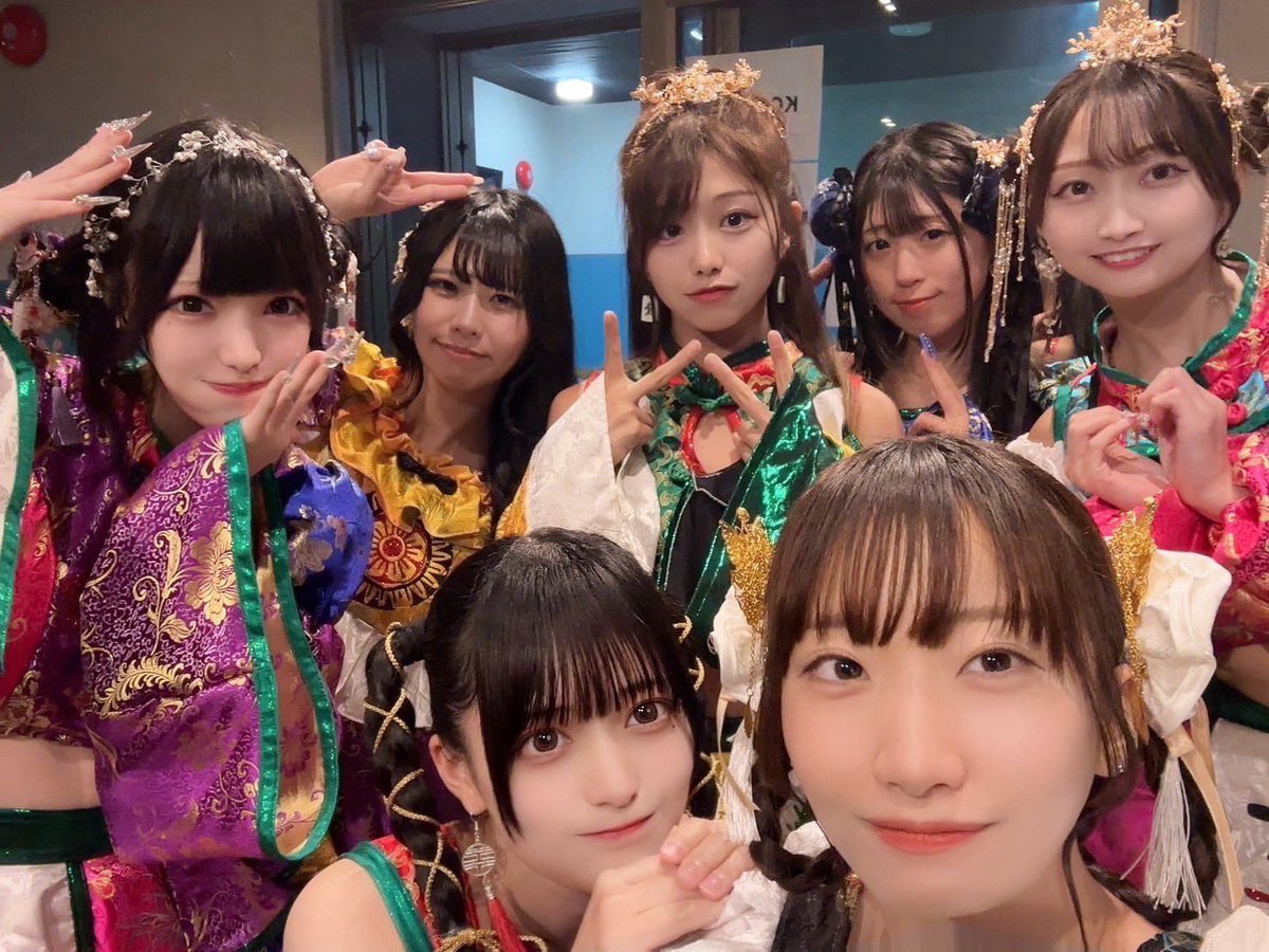 million__info's tweet image. 新衣装、新体制ライブ見に来てくれてありがとうございます!
#ミリオンちゃんの今日のセトリ
1部
鳳凰
Bop'n The Bet
WinWinWin
B:LUCKY JACK
ストロングダイブ
2部
Minority Game
パンデミックコール
ストロングダイブ
いすとりげぇむ
鳳凰
明日は渋谷▶▷▶サウピ!渋谷は浴衣公演です👘 ♡