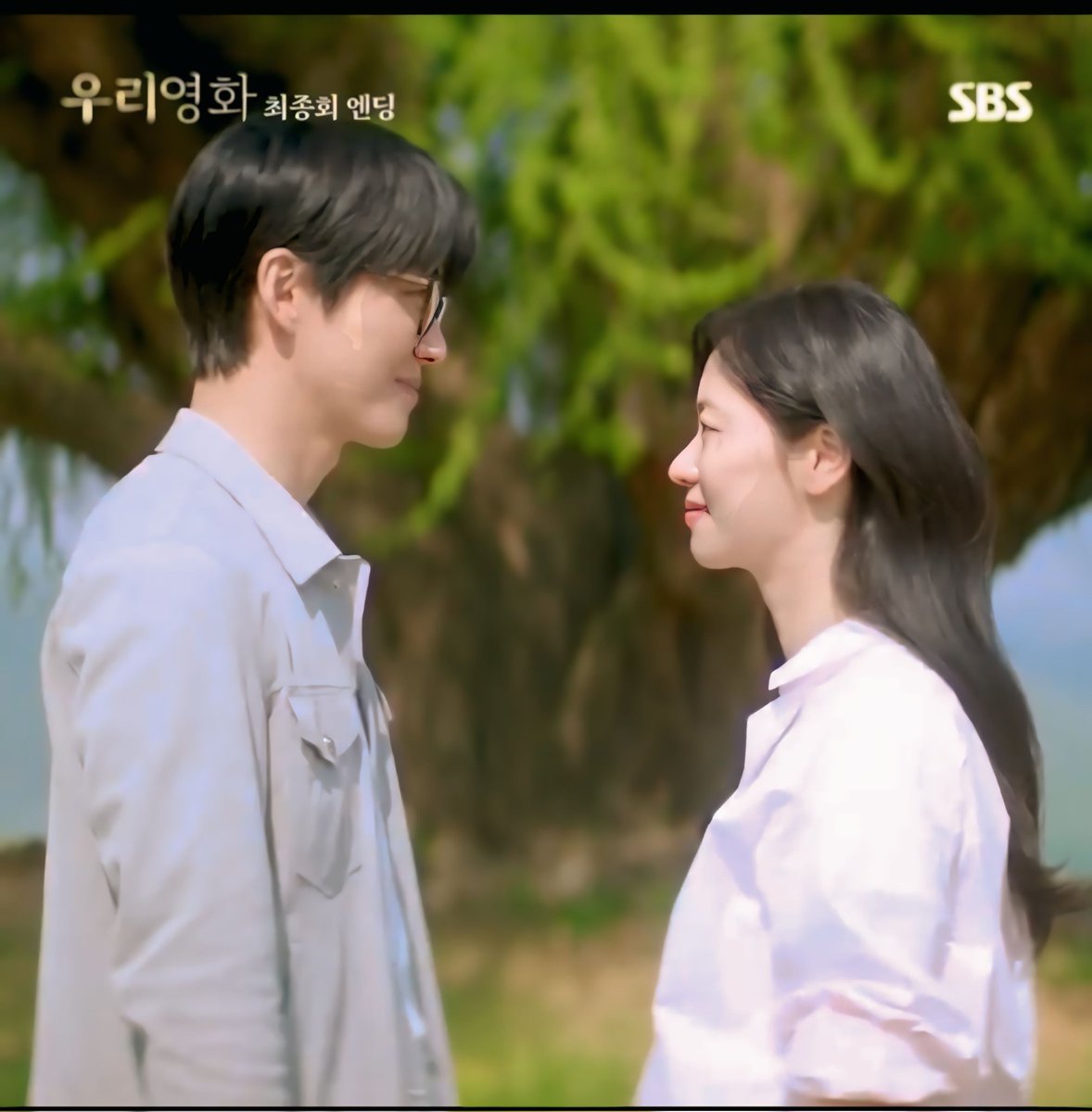 ABnozu's tweet image. Final qualification 1000/10
love for life
The here and now
Forgiveness, liberating
light without luggage when I leave
Are we happy? We have done happily someone?
humanism
Cinema, art, an excellent script
performances ☀️🔥👑
#OurMovie
#JeonYeoBeen #NamKoongMin