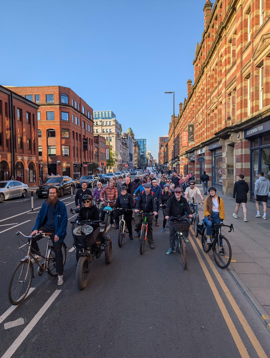 WalkRideGM's tweet image. Whether you’re a long-term Walk Ride campaigner, supporter, or just interested in what we do, we’d love you to join for a social to meet each other face-to-face, share ideas & feedback, and hear about successes we’ve all worked to achieve so far in 2025!
eventbrite.co.uk/e/walk-ride-gm…