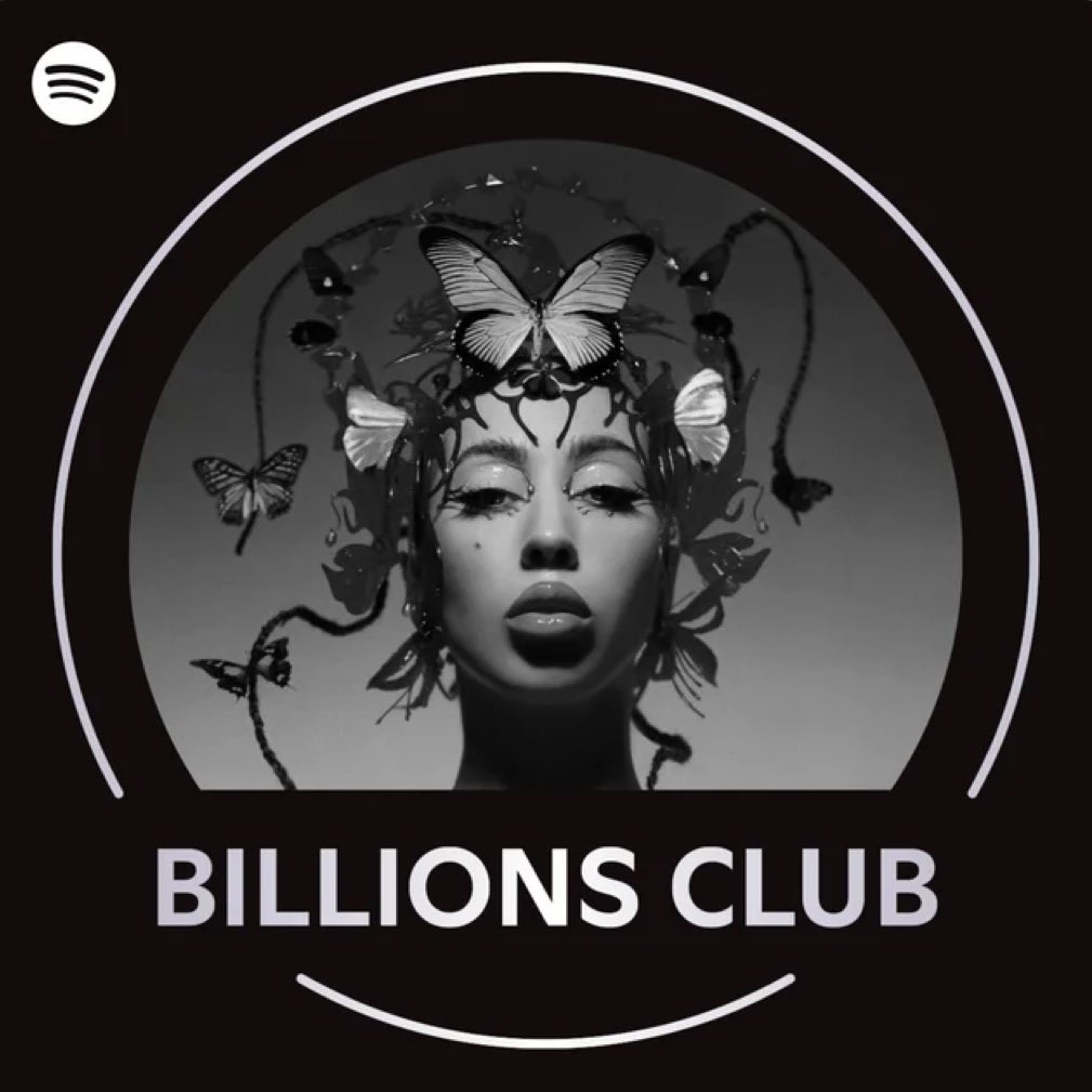 chartkali's tweet image. Kali Uchis is the cover of Spotify’s “BILLIONS CLUB” playlist with “Moonlight” at #1.