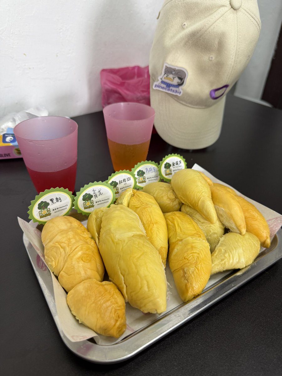 pinecats3_1's tweet image. 1st time visiting Malaysia

If it’s not for @MonadSGMY meetup, this trip could never have happened 

I would have missed all amazing places &amp;amp; food &amp;amp; life at Penang

Next stop: KL
🚀 🚀 🚀

@monad