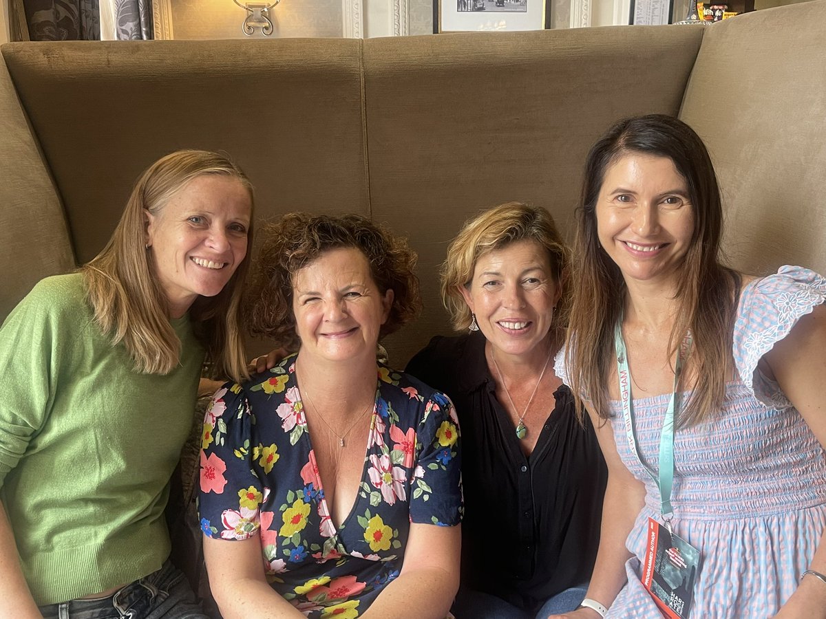 AAChaudhuri's tweet image. The weather might be dire today but the company at #TheakstonsCrime couldn’t be lovelier ❤️ Fab morning catching up with @BarnabyWalter @MarionETodd @MichaelHWood @catherinecooper @r_lynchcrime #sheilabugler #sarahclarke📚 @HarrogateFest