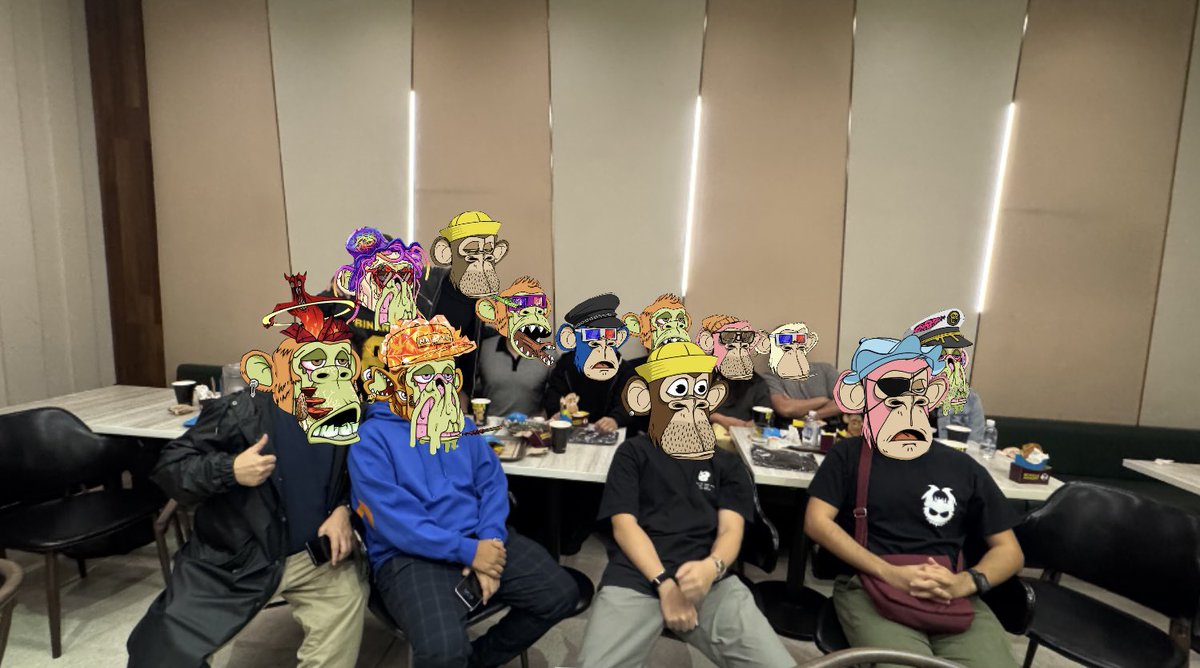 baykada's tweet image. Some new and old apes showed up today despite the rain!
We are grateful to @WLF_Project for partnering with us at Baykada for this month’s community meet up
We met a lot of amazing people from $WLF community and had tons of fun playing Werewolf! Til the next one!
🦍🫶🐺