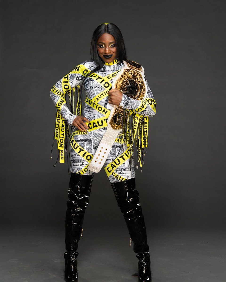 RillaGlow's tweet image. Why do I need a "Mami" when I have Big Momma Caution? Naomi looks so good with that Women's World Championship 🔥👏🏿👏🏿👏🏿🙌🏿  #PWC ⚠️