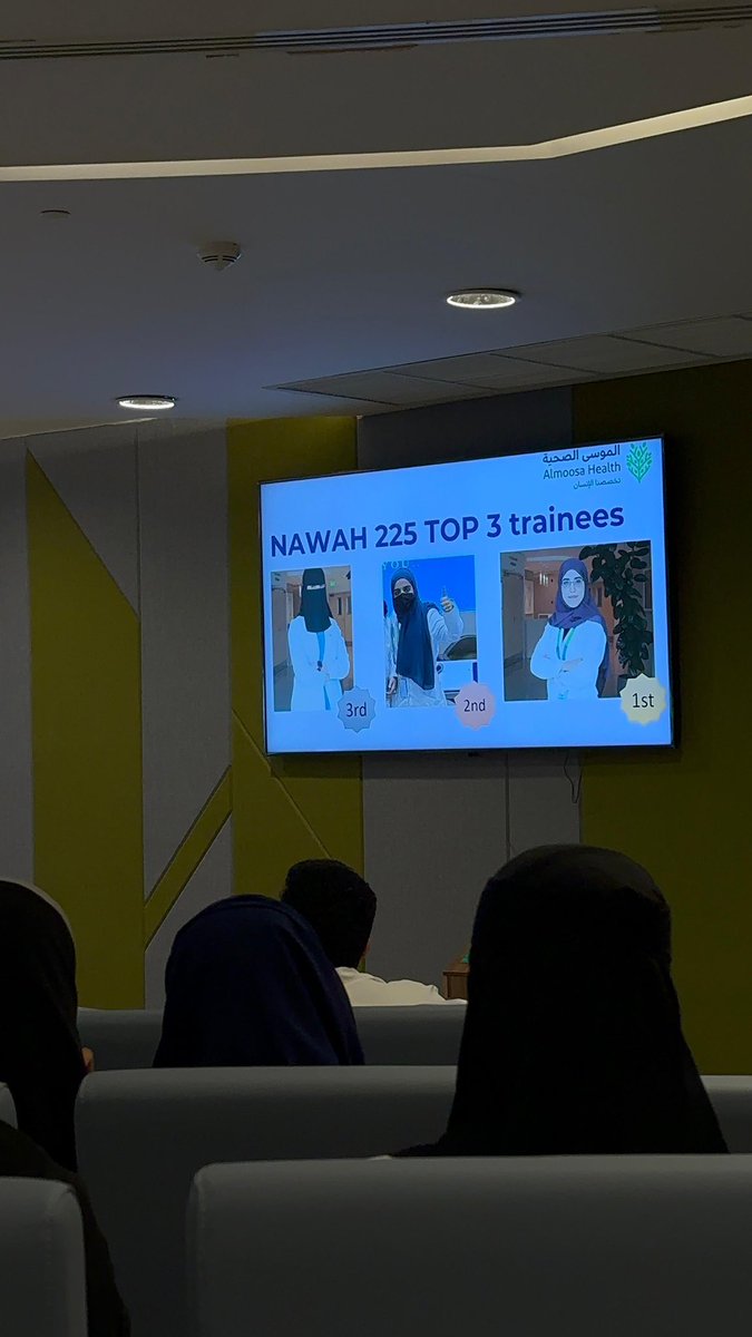 xno0r_12's tweet image. الحمدلله، فخورة بحصولي على المركز الأول كـ (أفضل متدربة) 🥇✨

نواة ما كانت تدريب عابر، كانت مساحة نكبر فيها، نشتغل على نفسنا، ونطلع منها بنسخة أقوى..

سموها نواة، وأنا حولتها لثمرة نجاح تنكتب فيها بدايتنا♥️

#NAWAH_225