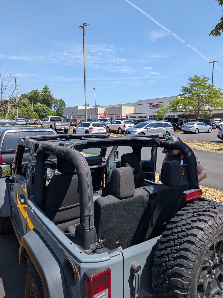 CaseyBHead's tweet image. Going topless makes even a trip to Costco into an adventure.