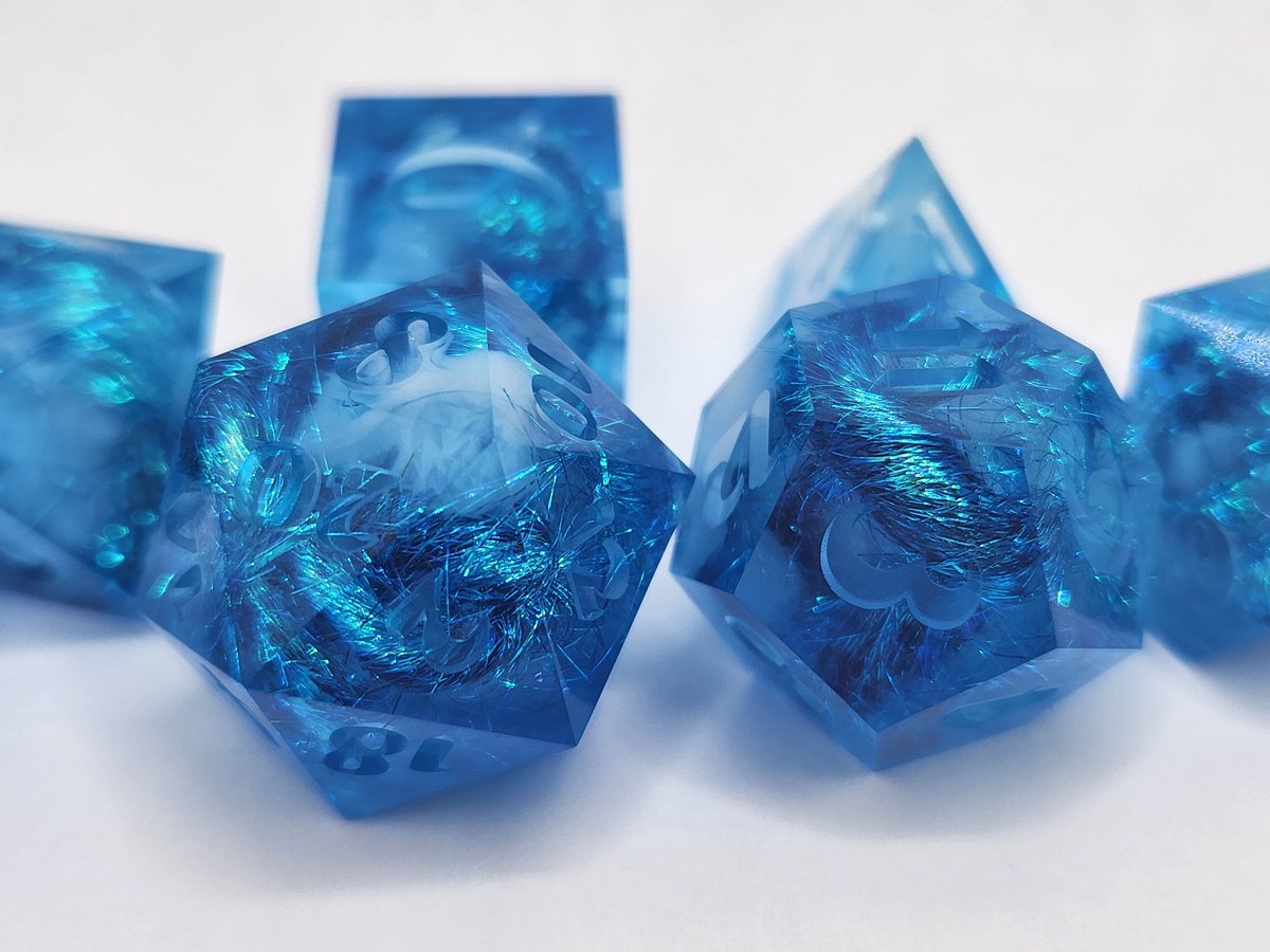Sinnamon_Dice's tweet image. Astral Surge Dice Set
#dnd #ttrpg #handmadedice #dice #dungeonsanddragons