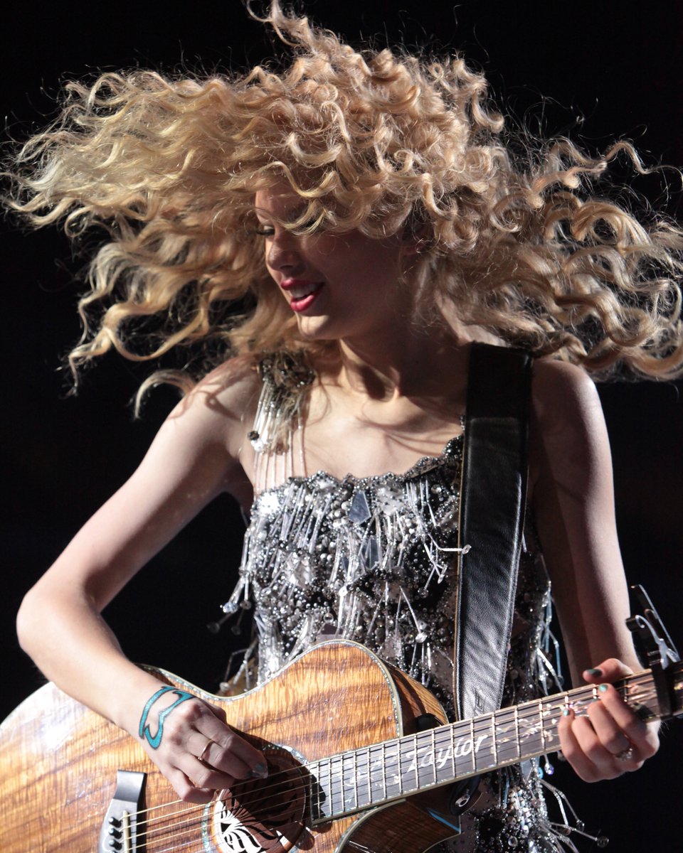 Taylor Nation tweet media