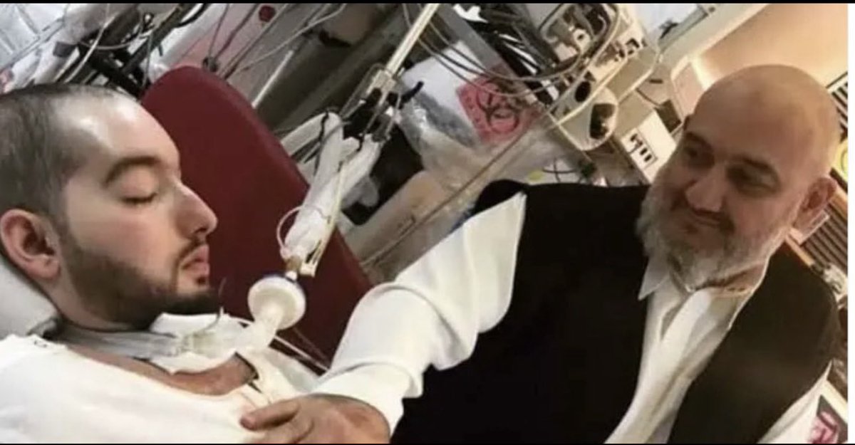 #الوليد_بن_خالد_بن_طلال
لله ما أخذ، وله ما أعطى، وكل شيء عنده بأجل مسمى.
اللهم اغفر له وارحمه، وعافه واعف عنه، وأكرم نزله، وأدخله الجنة، وقه عذاب القبر، وعذاب النار.
اللهم اجعل ما أصابه رفعة لدرجاته، وكفارة لخطاياه.
وأحسن الله عزاء والديه وأسرته ومحبيه، وعظم الله أجرهم، وجبر