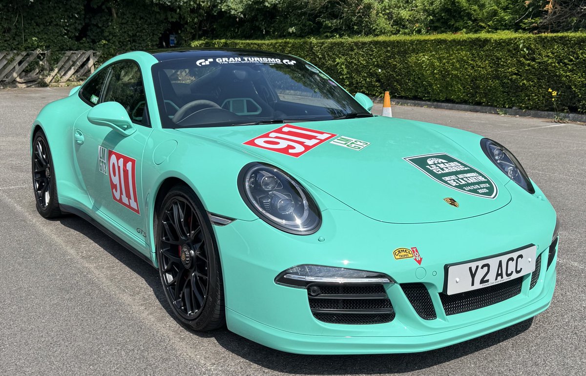 MintyGts's tweet image. I’ve got a secret plan. Don’t tell the wife. Tomorrow I’m going to a hill climb event. There’s a show thing so I’m taking Minty. But I’m going to check out how it all works with a view to taking the 968cs next time to take part…. Sounds like a good plan right?