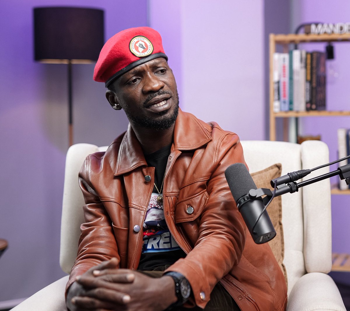 SizweMpofuWalsh's tweet image. Ugandan opposition leader @HEBobiwine is my next guest. Drops Sunday at 9am. Watch on YouTube or search for @_SMWX on your fav podcast app. Ayeye!
🇺🇬🇿🇦🔥