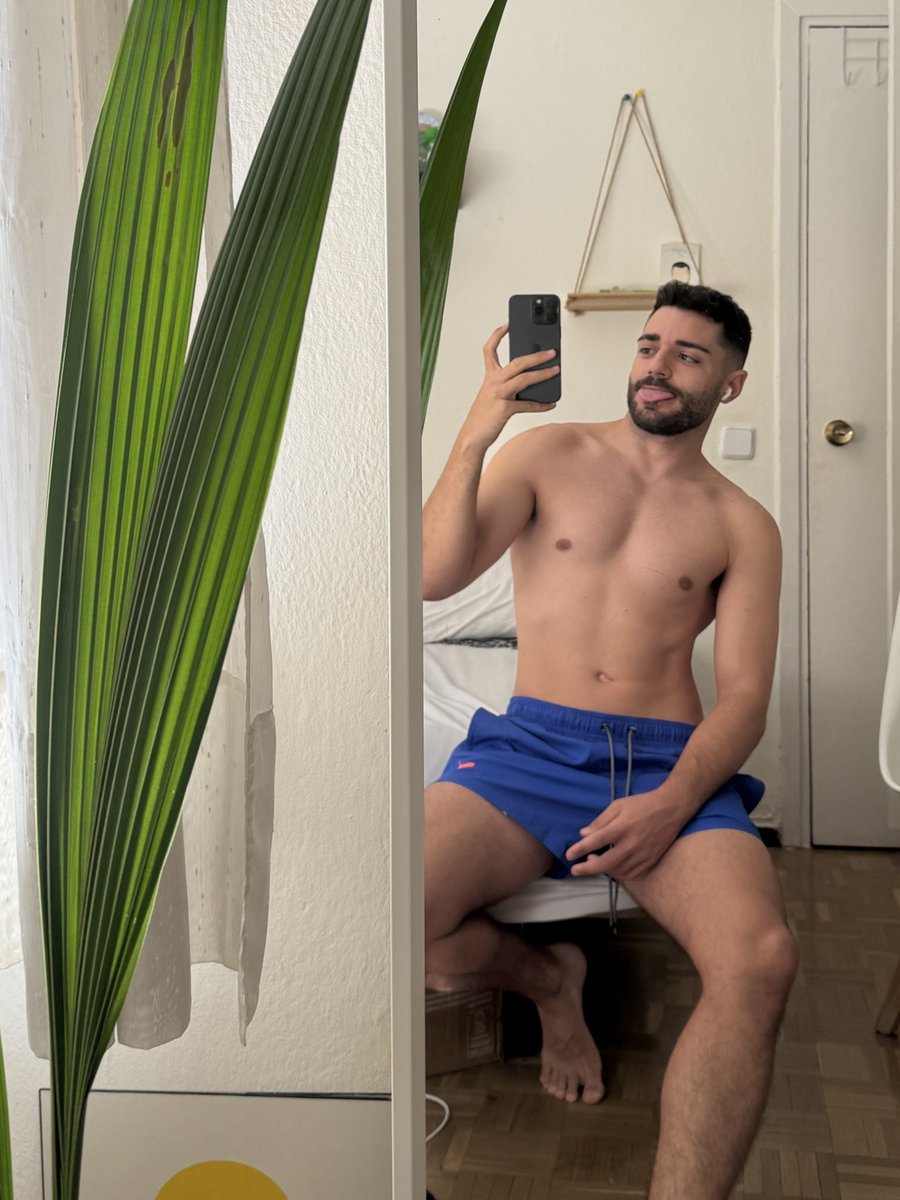 😜