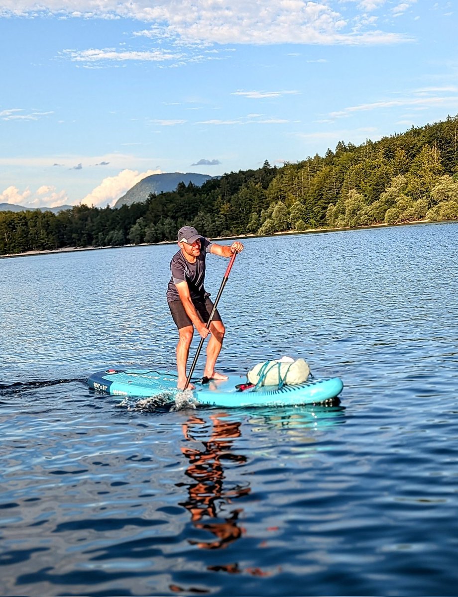 Otrok je (srečen) v naravnem okolju. #sup rabaš.