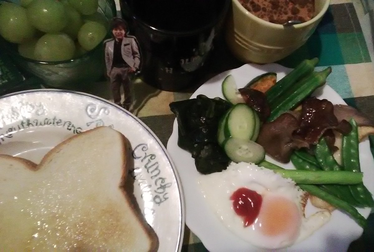 djohnishi's tweet image. おはようございます三連休中日、いよいよですね。大事な一票を。食べたら明日からの選曲を💿 #thenite #アクスタ大西 #JAVACAFE