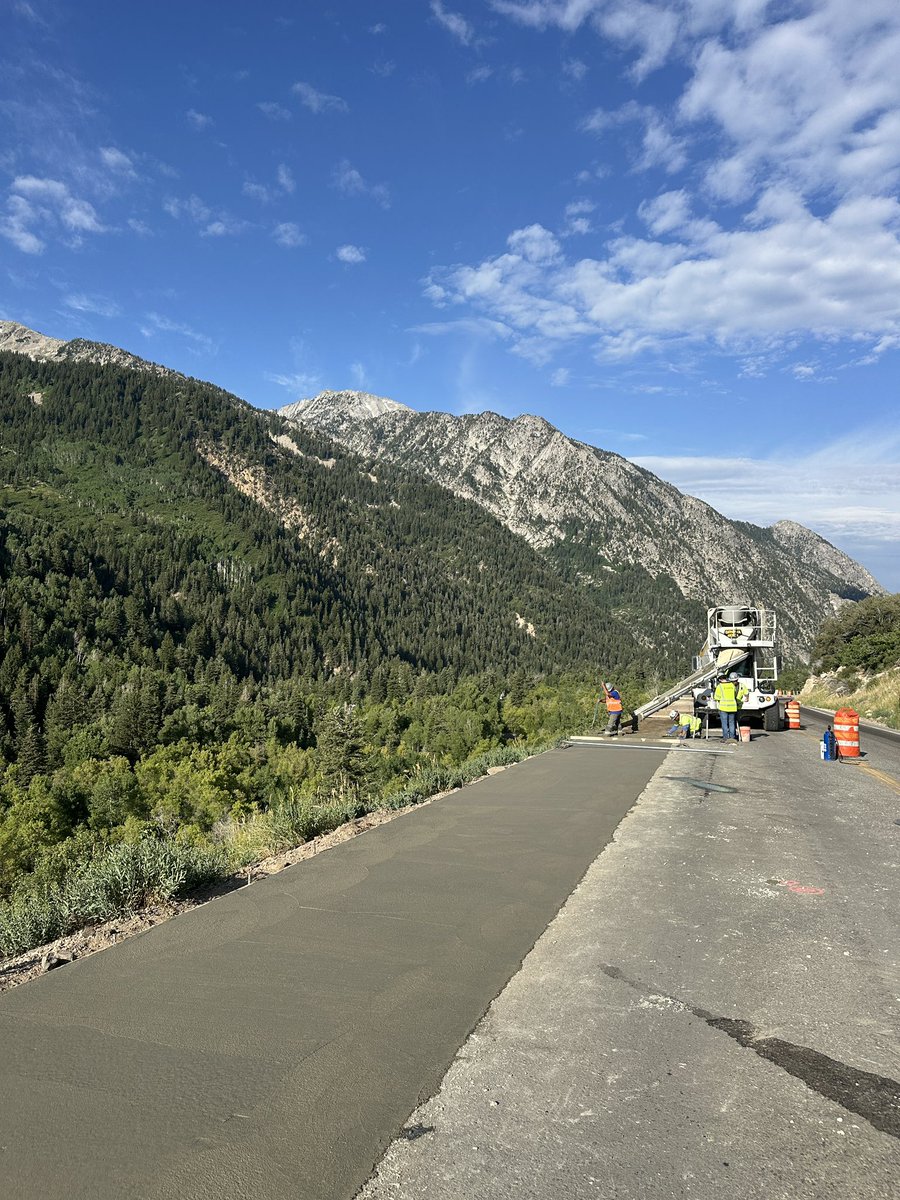 👋 SR-210 travelers
🚙High volumes of traffic headed to wildflower festival this weekend!

‼️Expect one-way traffic and SIGNIFICANT DELAYS in both uphill and downhill lanes due to construction near Tanners Flat Campground (MP 8)