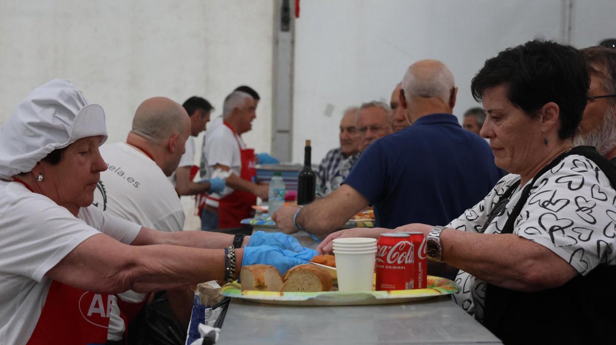 Deputación de Lugo (@depulugo) on Twitter photo 🐟 A <a href="/depulugo/">Deputación de Lugo</a> apoia a XXV Xornada da Merluza do Pincho de Celeiro, un festexo clave na #Mariña.
😋 A Deputada Carmela López Moreno participou este sábado na cita que promove a riqueza culinaria da comarca da Mariña e da provincia de Lugo.
👉🏻 deputacionlugo.gal/es/node/83133 🐟 A <a href="/depulugo/">Deputación de Lugo</a> apoia a XXV Xornada da Merluza do Pincho de Celeiro, un festexo clave na #Mariña.
😋 A Deputada Carmela López Moreno participou este sábado na cita que promove a riqueza culinaria da comarca da Mariña e da provincia de Lugo.
👉🏻 deputacionlugo.gal/es/node/83133