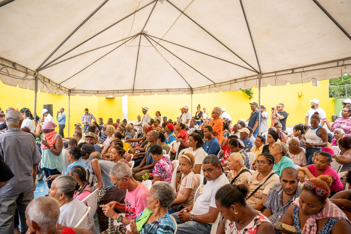 El Gobierno del presidente, @LuisAbinader, continúa impactando positivamente las familias dominicanas, en el municipio de Sosúa, fueron atendidas cientos de familias a través de la Jornada de Inclusión Social “Primero Tú” que coordina el <a href="/propeepgob/">Propeep | Proyectos Estratégicos y Especiales</a>, junto a entidades como el