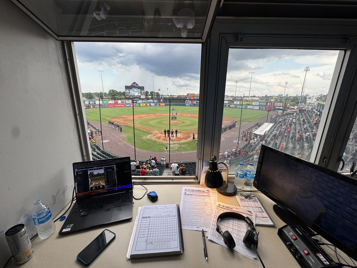 Trey Wilson (@treywilson757) on Twitter photo The Flying Squirrels return to action tonight against the Senators. Double-A debuts for Bo Davidson and Scott Bandura. On the air with <a href="/McCormickPxP/">Blaine McCormick</a>. Join us!
Listen live on <a href="/910TheFan/">The Fan Richmond</a>, the <a href="/Audacy/">Audacy</a> app or online here: atmilb.com/3U7m4Lz
Watch live: @ballylivenow #SFGiants The Flying Squirrels return to action tonight against the Senators. Double-A debuts for Bo Davidson and Scott Bandura. On the air with <a href="/McCormickPxP/">Blaine McCormick</a>. Join us!
Listen live on <a href="/910TheFan/">The Fan Richmond</a>, the <a href="/Audacy/">Audacy</a> app or online here: atmilb.com/3U7m4Lz
Watch live: @ballylivenow #SFGiants