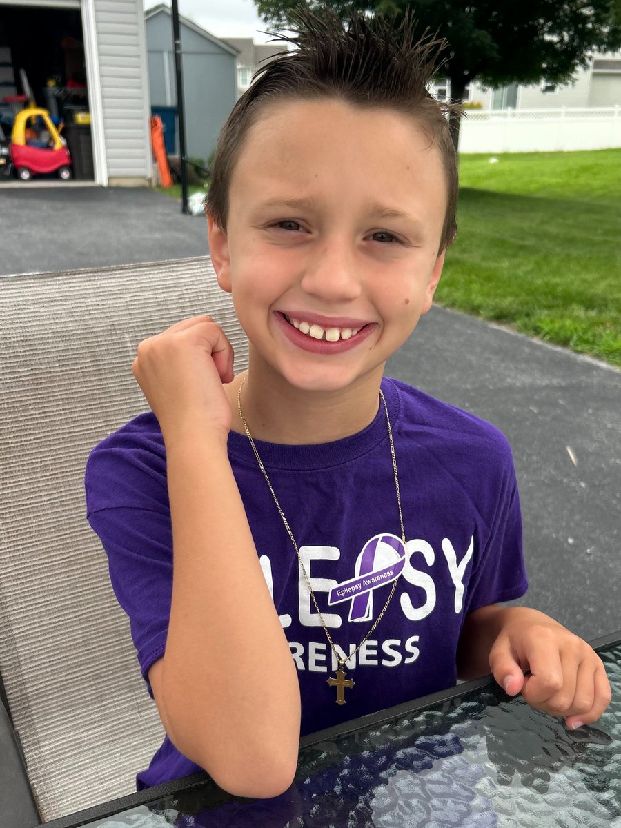 EpilepsyFdn's tweet image. TJ, who lives with seizures, hosted a lemonade stand with his brothers to raise awareness and funds for epilepsy. Together, they raised over $900! 💜🍋 Thank you to TJ and his family for being powerful advocates in their community. Make a difference too:
epilepsy.com/lemonadeforliv…
