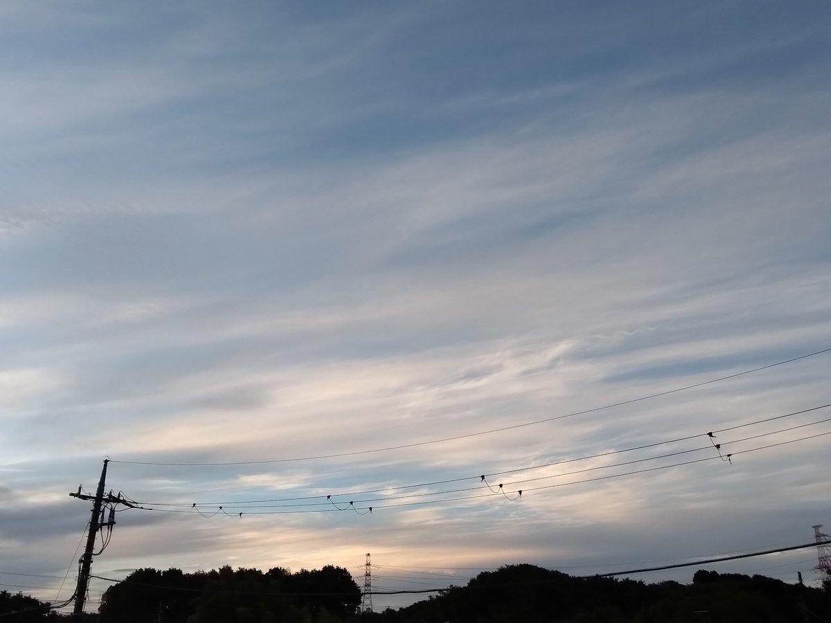 nakaken123123's tweet image. おはようございます。早く目が覚めたので日曜日の日の出を🤳🌄そして目覚めの1曲はこの曲を聴いています🎧️今日も暑くなりそうですね🥵良い1日をお過ごしください😊

Spacemen 3 - Feel So Good 
youtu.be/Of4CnSiXncM?si…
#イマソラ
#日の出
#Spacemen3