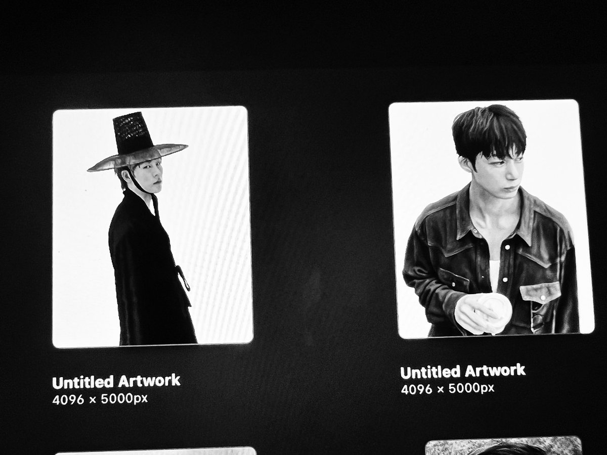 i have 2 (almost) finished works

should I make my art comeback with joohoney or hyungwon 

🤓