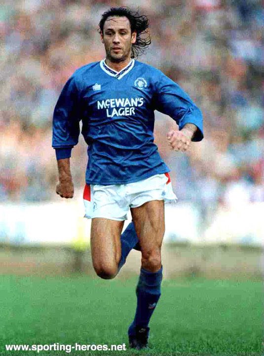 rfcnews1872's tweet image. On this day in 1990: Rangers announce the signing of striker Mark Hateley from Monaco for a fee of Β£1 million. π΅π
