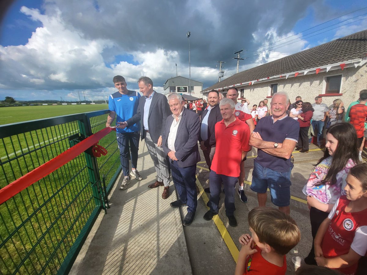 McConalogue's tweet image. Delighted to perform the official opening of Cappry Rovers FC's new playing pitch in Ballybofey this evening along with Finn Harps defender, Joel Bradley-Walsh, who came through the Cappry Rovers Academy.
Well done to all involved.