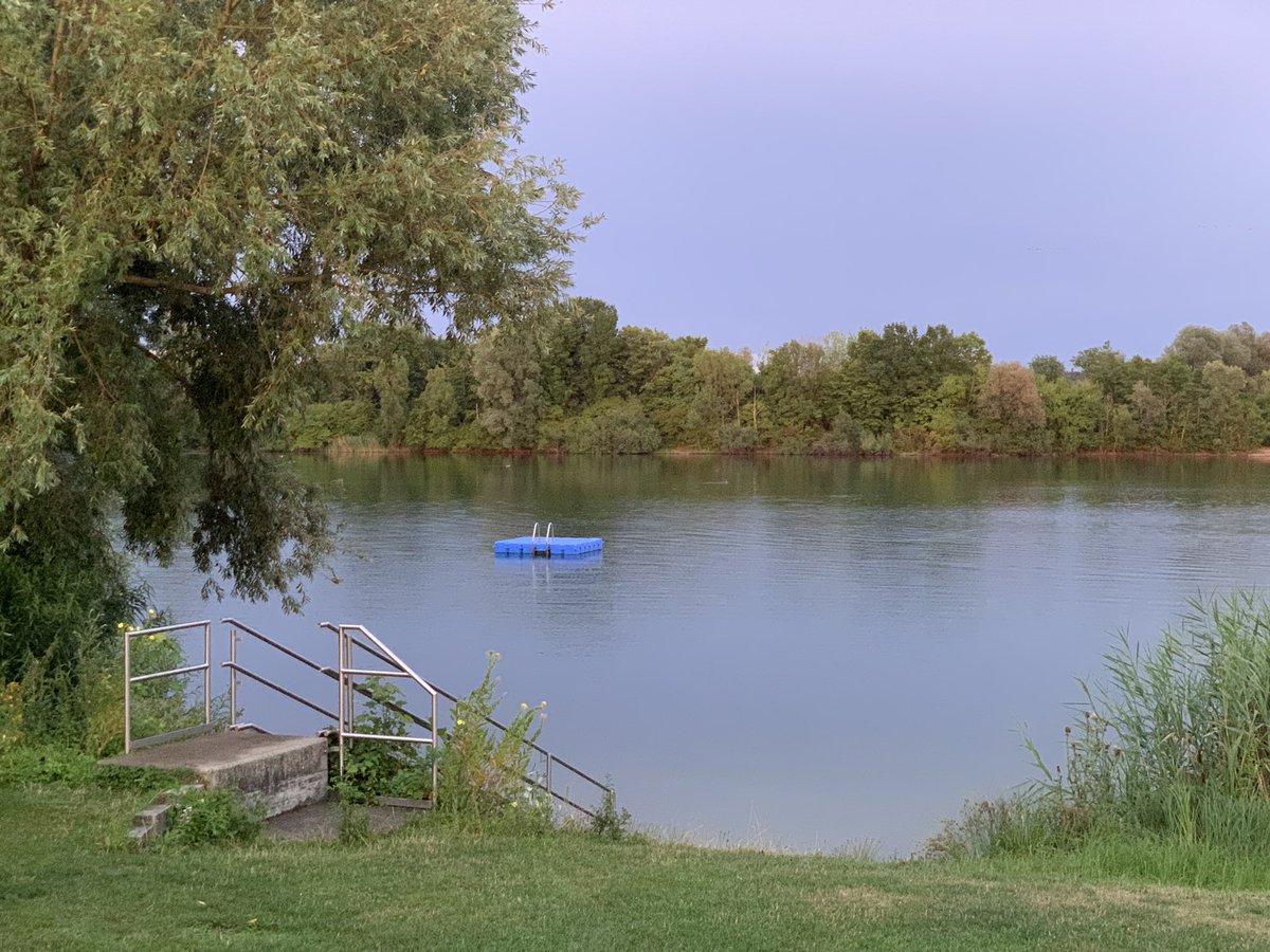 EoinLenihan's tweet image. Swimming in the rain in summer is a spiritual exercise. I will never understand how the German lake is packed when it’s 27 degrees & sunny and totally empty with 27 degrees and cloudy. Big win for me.
