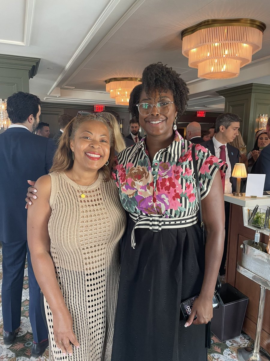 cmesi's tweet image. #CRYPTOWEEK ENDS WITH A BANG 🔥
Stablecoin bill is now law. Celebrated at reception hosted by Coinbase & Circle at The Ned yesterday.
Great milestone for industry! Special congrats to @circle Team: @jerallaire, @ddisparte, Ashley N. Scott, and @AlexAllaire2 🔥