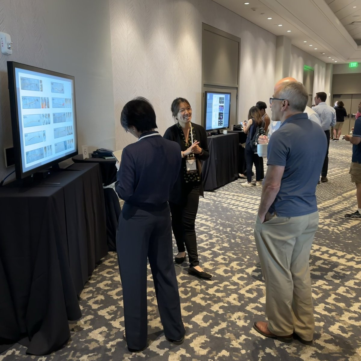 KR_Foundation's tweet image. We’re back with another poster session! Investigators are networking and exploring the latest in Inflammatory Bowel Disease research. #InnovationsSymposium2025