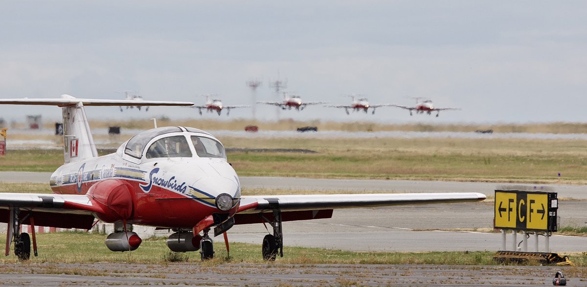 Supercar Adventurer (@jgrunsell) on Twitter photo Looking forward to some Snowbirds action over English Bay this evening. <a href="/StrixPhotos/">Strix Photos</a> <a href="/AcepilotAV/">Acepilot Aviation</a> <a href="/TomcatJunkie/">TomcatJunkie🏴☠️</a> <a href="/bee_beesupercub/">Bee</a> <a href="/TheMCCspotter/">Hall.MCC</a> <a href="/kadonkey/">J.J.</a> <a href="/Kent_YVR/">kent matthiesen</a> Looking forward to some Snowbirds action over English Bay this evening. <a href="/StrixPhotos/">Strix Photos</a> <a href="/AcepilotAV/">Acepilot Aviation</a> <a href="/TomcatJunkie/">TomcatJunkie🏴☠️</a> <a href="/bee_beesupercub/">Bee</a> <a href="/TheMCCspotter/">Hall.MCC</a> <a href="/kadonkey/">J.J.</a> <a href="/Kent_YVR/">kent matthiesen</a>
