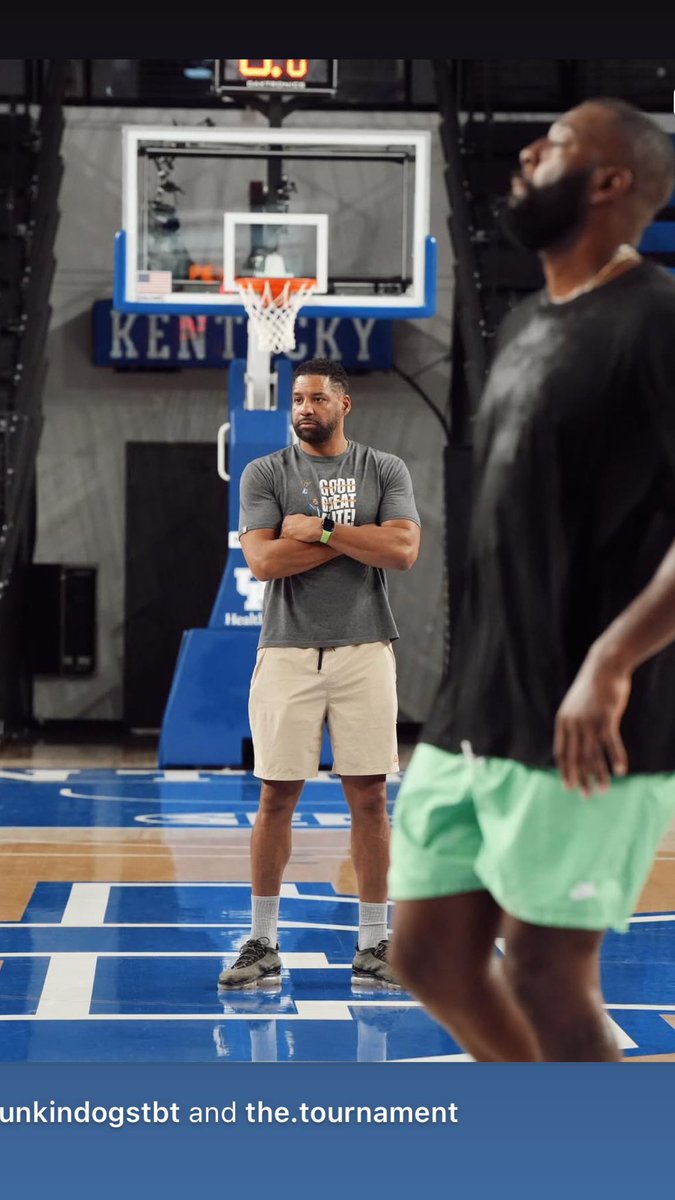 Thanks to Matt Thorne and <a href="/DunkinDogsTBT/">DunkinDogsTBT</a> for allowing me to coach some of my former players this week in the <a href="/thetournament/">TBT</a> — I  am so grateful for every opportunity I get to grow and learn.