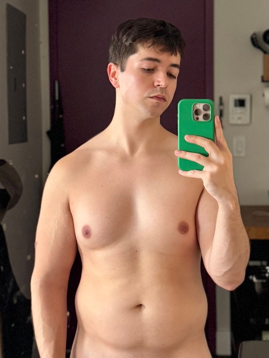 whores_devours's tweet image. 🦈