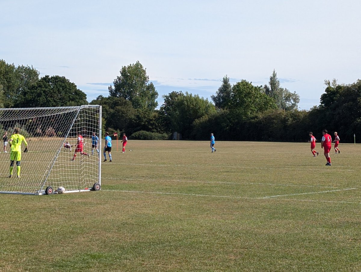 alex_crook's tweet image. First pre season game of the season. @BoshamFC v Fishbourne FC