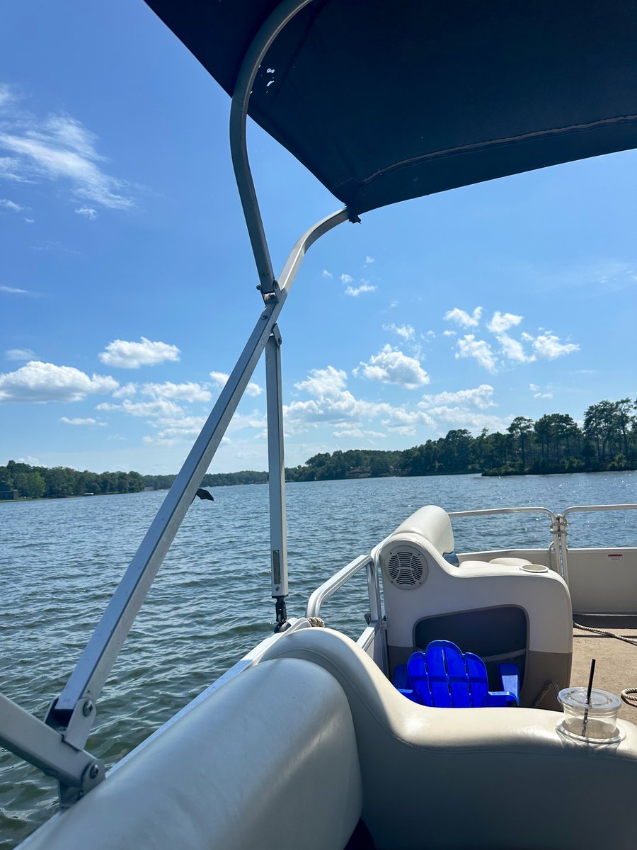 1CoachDub's tweet image. Lake Hamilton, you never disappoint.  

Dog days of summer are officially here.