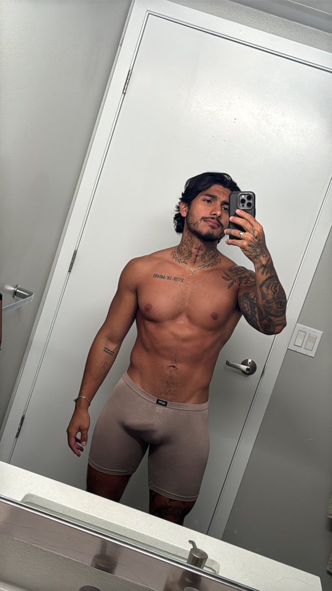 Who’s having a great weekend? Cause I am 👌