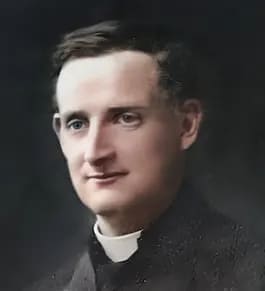 FrWillieDoyle's tweet image. I promise you this, that if you fight the temptations for a little while, great peace will soon come. Your only mistake has been to show the “white feather” even a little. Be brave and generous for the sake of our dear Lord, who loves you so much, as you know so well. If you have…