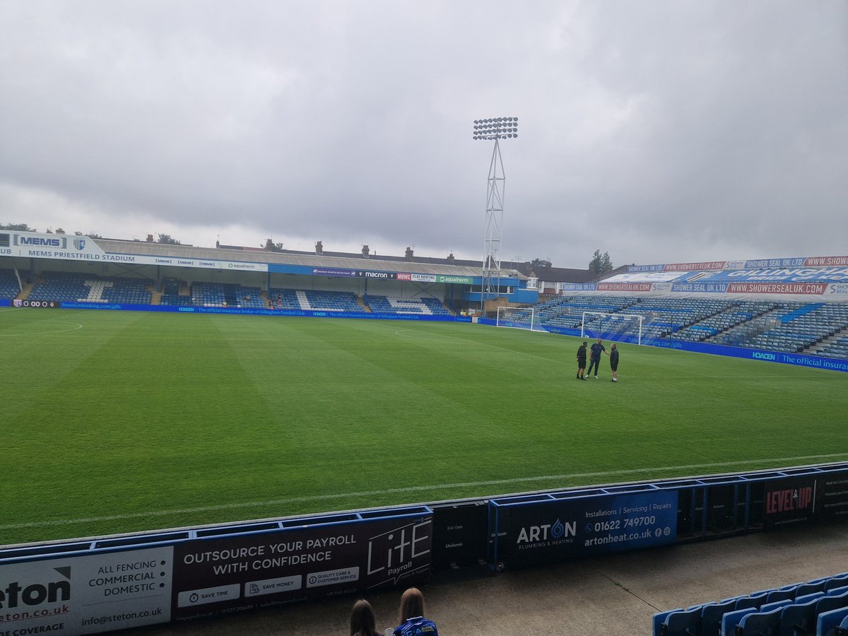 ChloePower99's tweet image. First time going to @TheGillsFC shame about the score but had a great day!