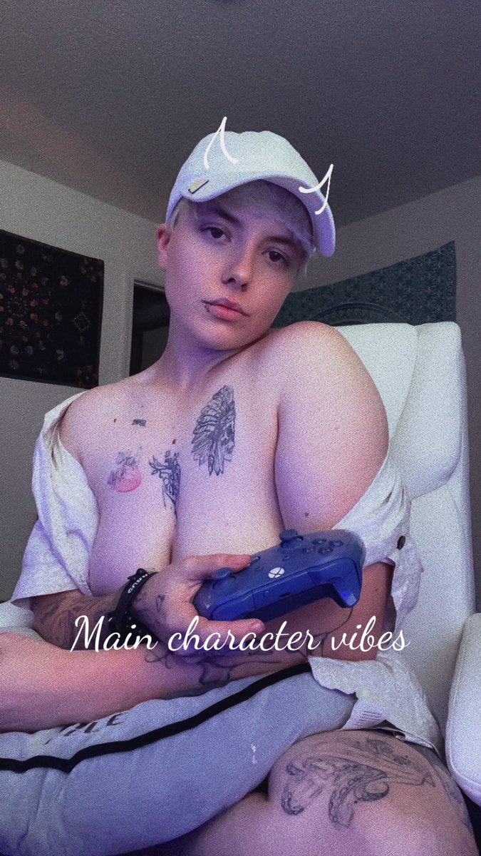 Would you let me game in your lap? 

onlyfans.com/pixelprincessxx

<a href="/OFPromoFam/">OnlyFans Promo Family | Help each other grow 💜💙</a> <a href="/OnlyFans/">OnlyFans</a> <a href="/onlyfansmodel__/">OnlyFansPromotion</a> 
#CuteDomme #gamergf #NSFWCreator #TeaseMe