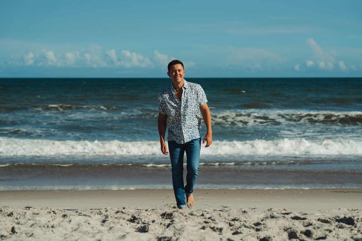 pandoramusic's tweet image. With the gang, @ScottyMcCreery debuts "Scooter & Friends": pandora.app.link/MeYKPoI66Ub