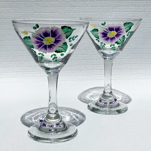 Gift idea etsy.com/listing/123984… #giftidea #martiniglass #uniquegifts #SMILEtt23 #etsy #ShamelessSelfpromoSaturday #CraftBizParty