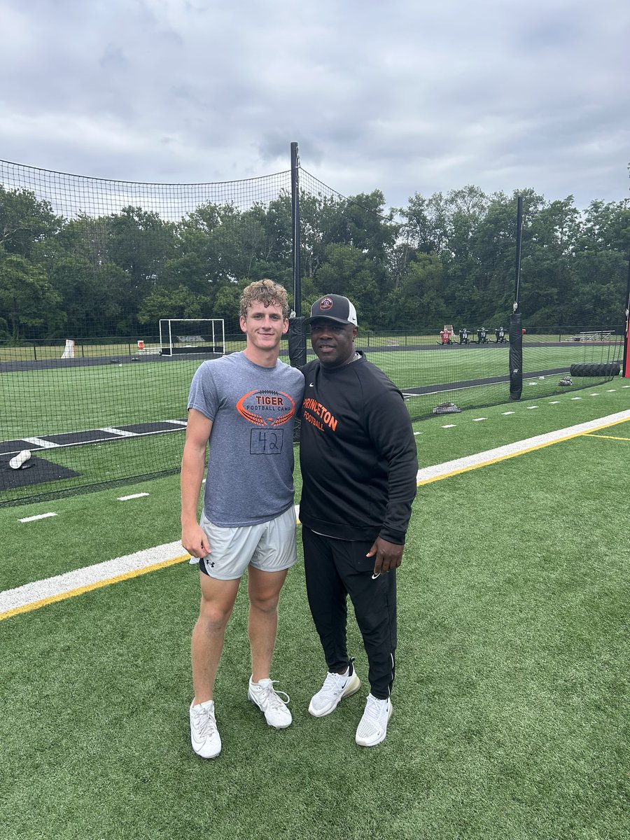 BoydCooper2026's tweet image. Awesome day @PrincetonFTBL!
@jhamlin88 @MtnBrookFTBL @RecruitMtnBrook @YeagerSpartanFB @CoachTrigs @TDARecruiting @ALLGASTRNG
