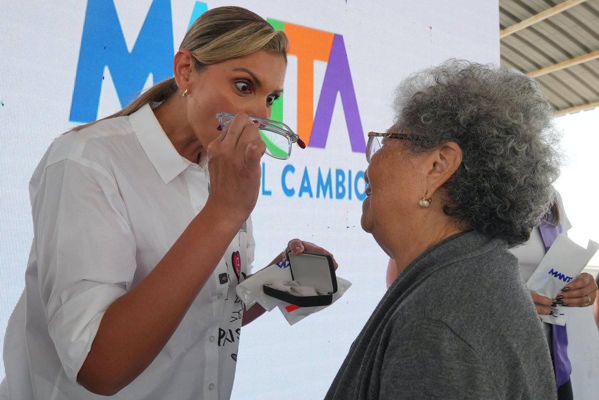 Esto es lo que nos mueve y nos impulsa: son 4 mil lentes entregados, son 4 mil mantenses que ya pueden ver mejor y, por ende, tener mejor calidad de vida.  
Esto en medio de los días duros que hemos vivido en Manta y Manabí. 
Manta ve Claro es parte de las Misiones del Cambios,