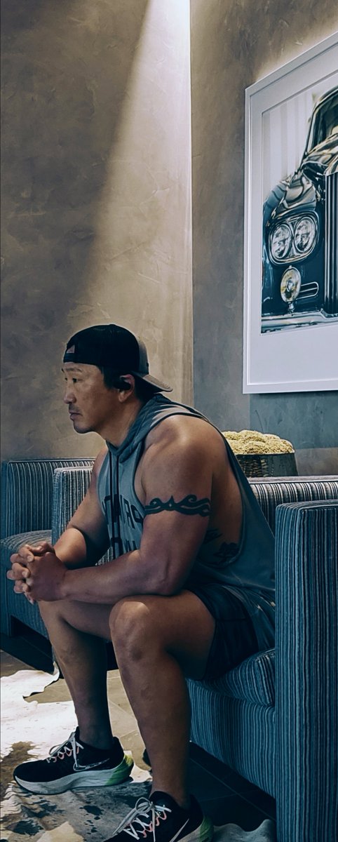 I may mess around and start posting #paywithlitecoin videos again. 500 likes and I'll think about it.