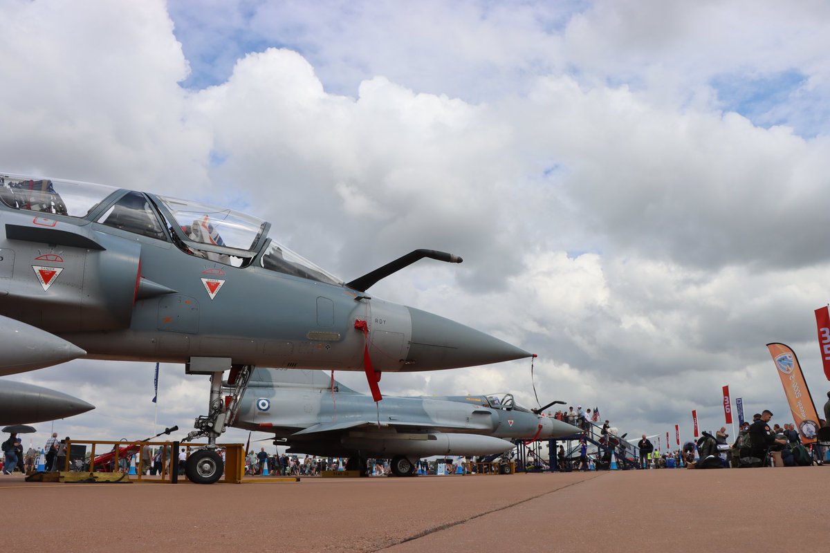 Stam_Pittas's tweet image. Με τα #Mirage2000_5 στο @airtattoo #RIAT25