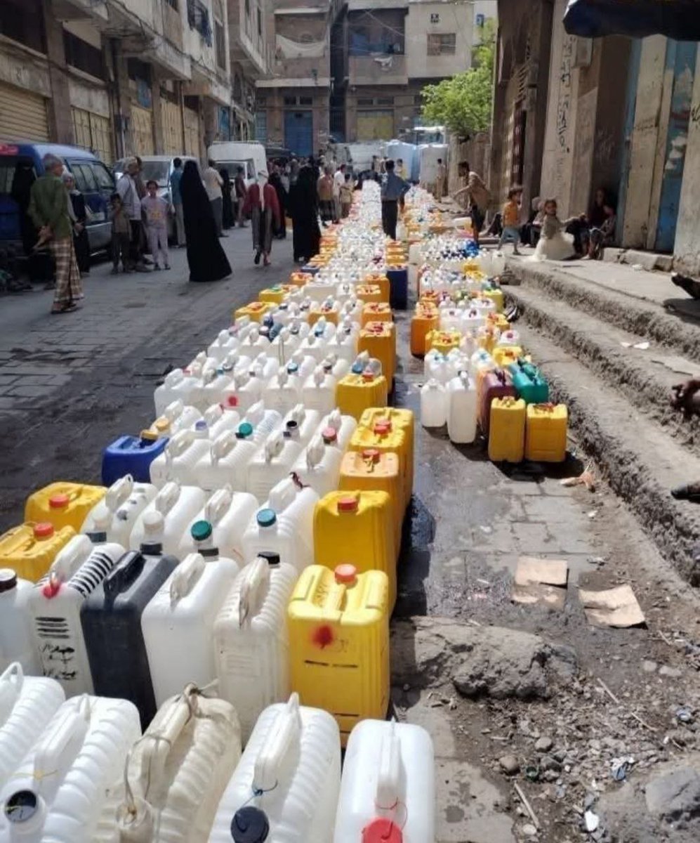 أزمة المياه في مدينة تعز قضية تؤرق السكان وتضع السلطة المحلية أمام تحدٍ صعب

متابعات- إقليم الجند
19 يوليو2025م

التقرير بالرابط أدناه

al-jandprovince.com/p-4394