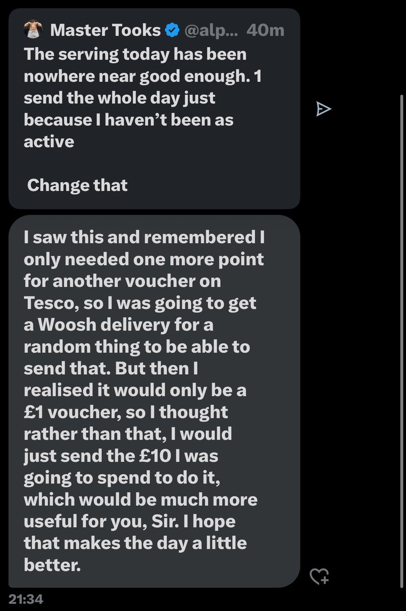 alphaT03's tweet photo. Sacrificing his takeaway money just to be able to serve. The correct thing to do 

Some of you boys need to learn https://t.co/8YeGV2gqTq