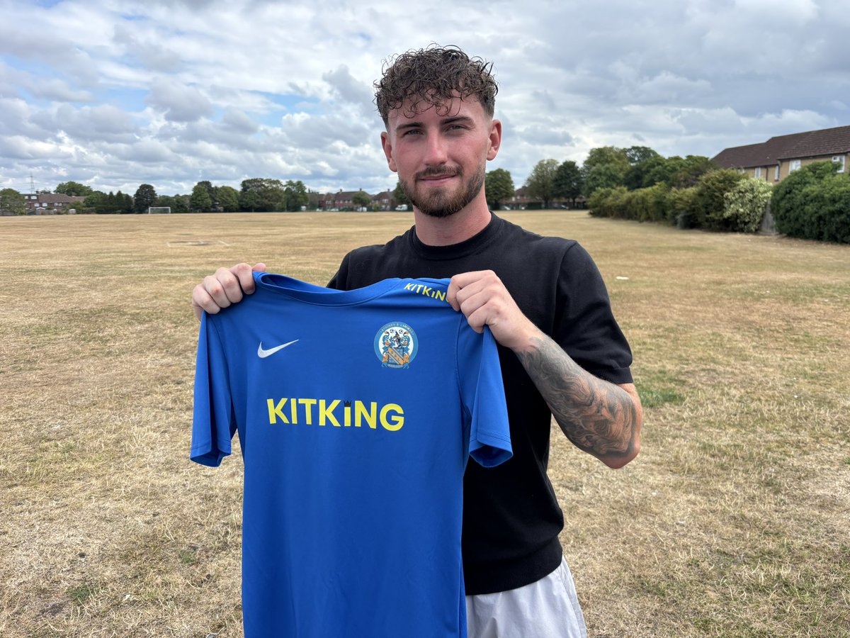 SLammasMiddxFC's tweet image. He’s Back For More — And Wearing the Vice-Captain Hat! 🙄🧢💙
Guess who’s back? You guessed it… JOSH STEWART is locked in for the 2025/26 season! 🔒💥
He’ll be rocking the Royal Blue once again 👊🔵
PLUS — Josh has been named one of the Vice-Captains for the upcoming season! 🫡
