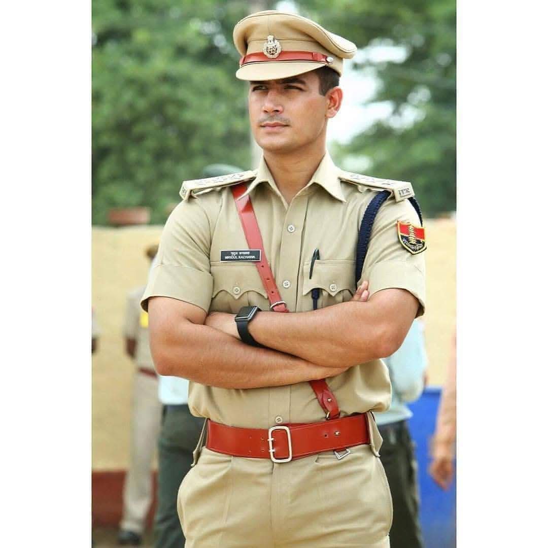 बधाई हो #नागौर_वासियों ♥️🙏 आपका संघर्ष जीता,,,

नागौर के नए SP मृदुल कच्छावाह
#HanumanBeniwal 🔥